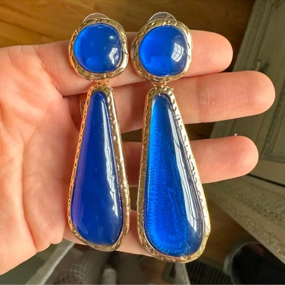 Selena Gomez Gold Blue Resin Earrings - Picture 4 of 7